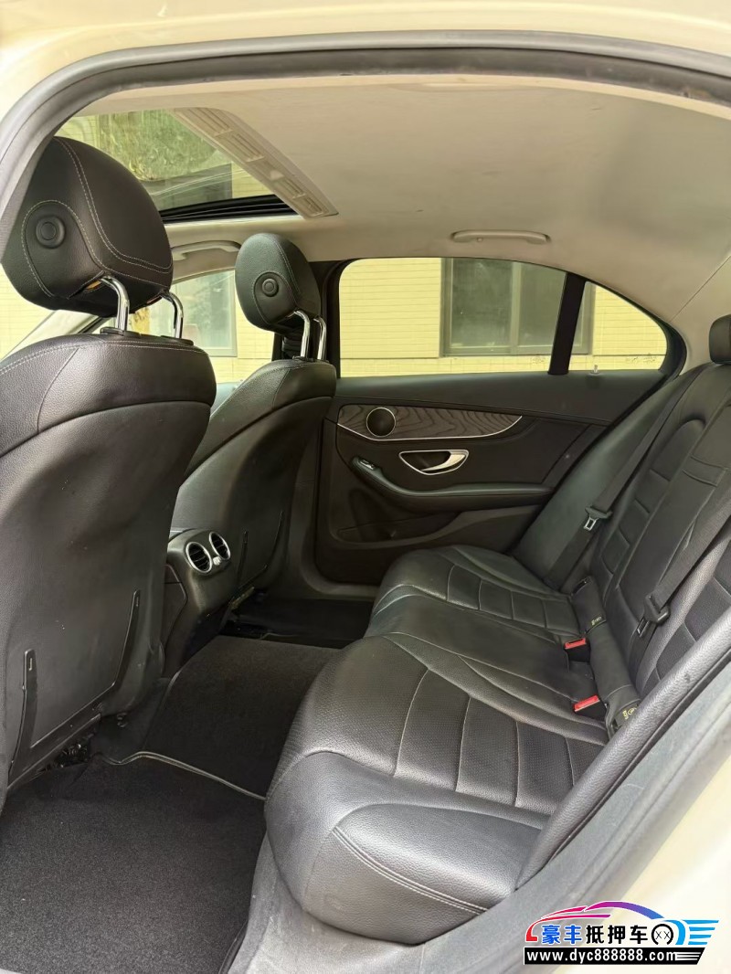 15年奔驰C轿车抵押车出售