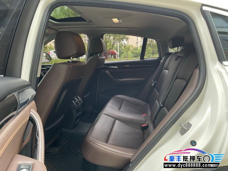 18年宝马X4轿车抵押车出售