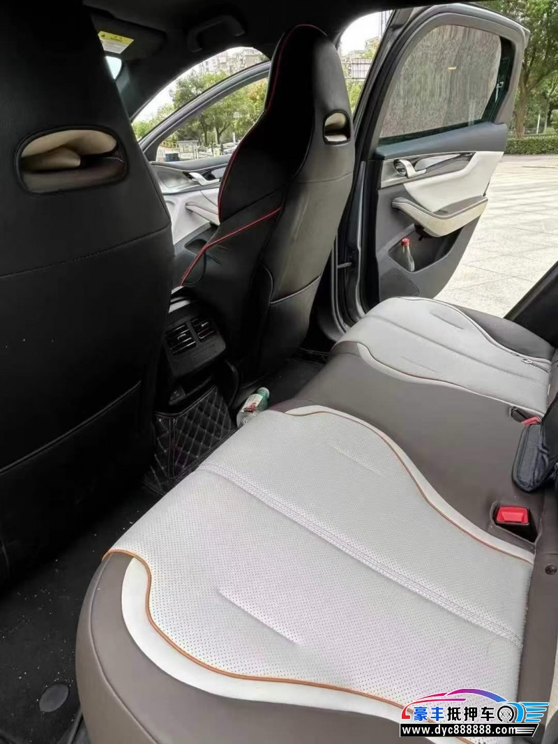 24年比亚迪秦轿车抵押车出售