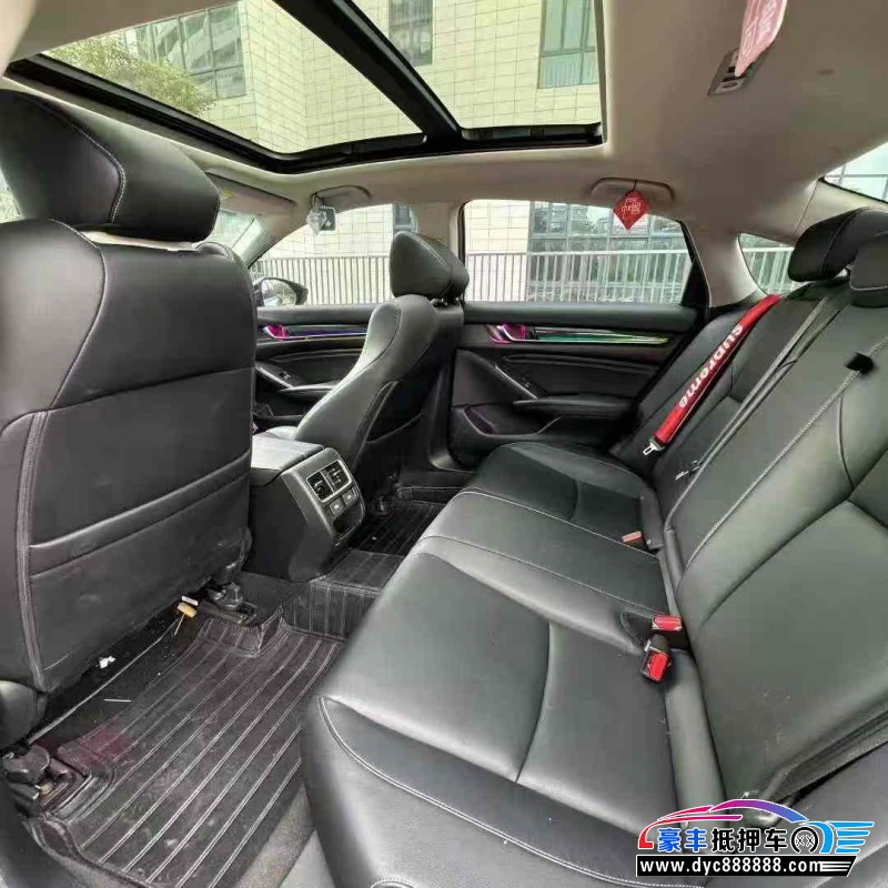 23年本田雅阁轿车抵押车出售