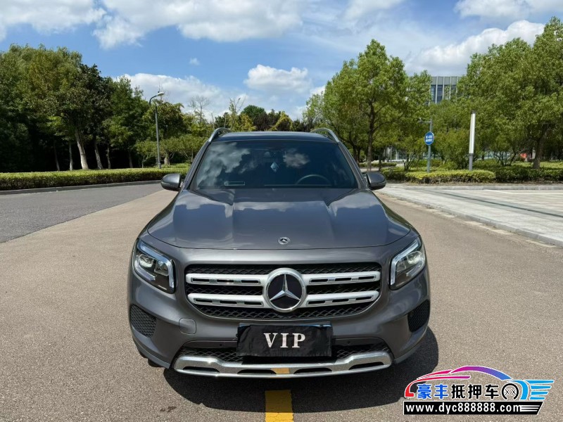 22年奔驰GLB轿车抵押车出售