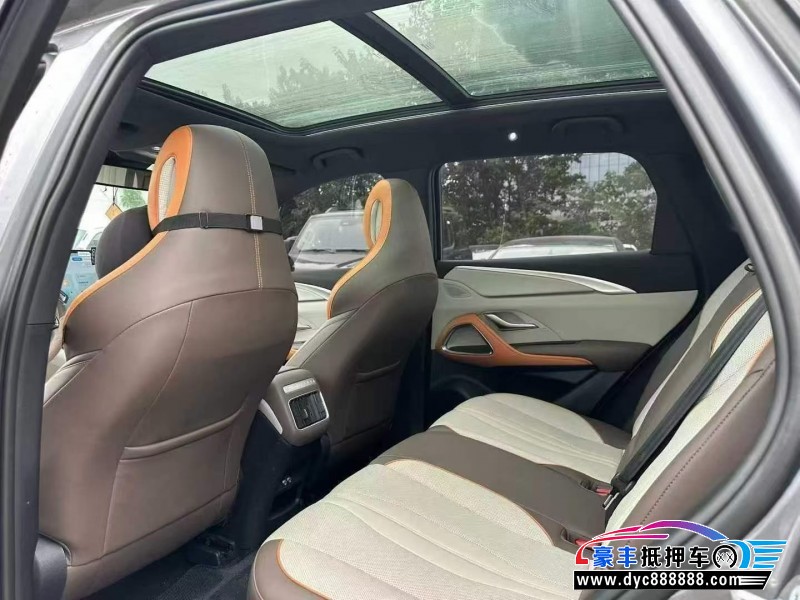 23年比亚迪宋轿车抵押车出售