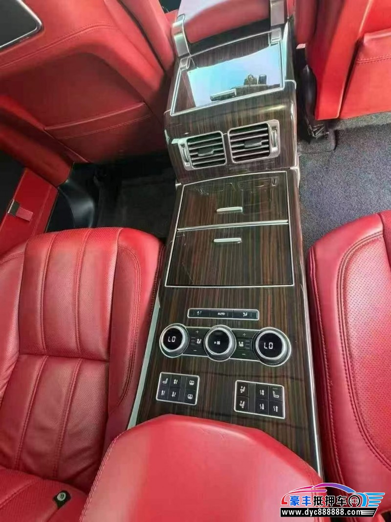 14年路虎揽胜行政轿车抵押车出售