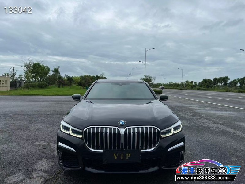 20年宝马7系轿车抵押车出售