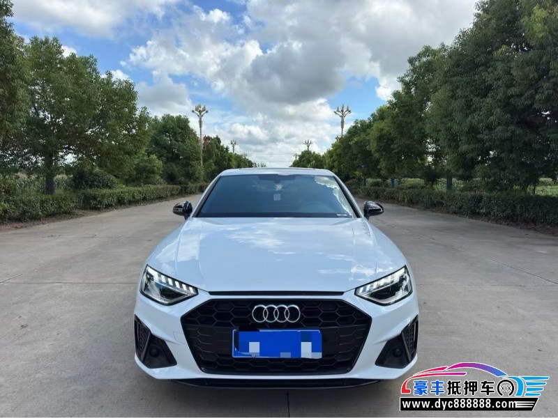 24年奥迪A4L轿车抵押车出售