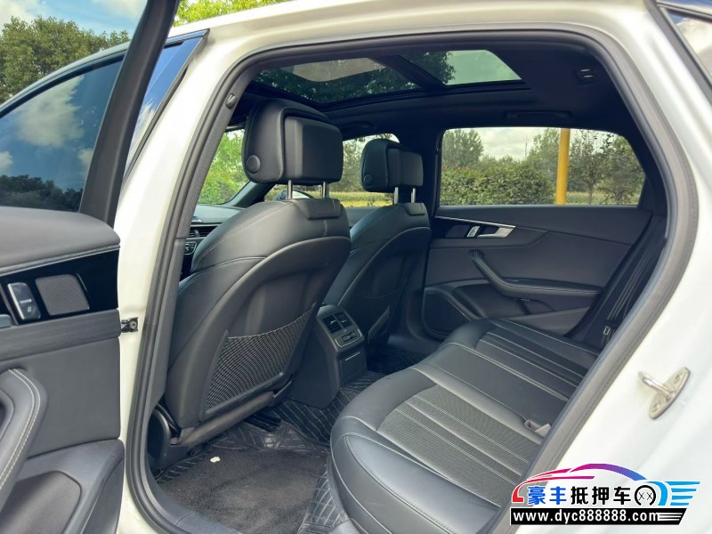 24年奥迪A4L轿车抵押车出售