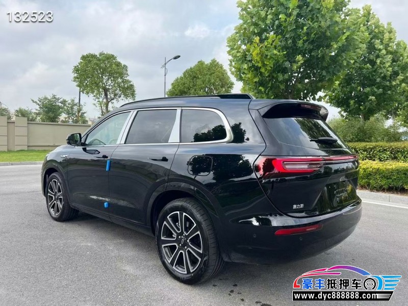 25年华为问界轿车抵押车出售