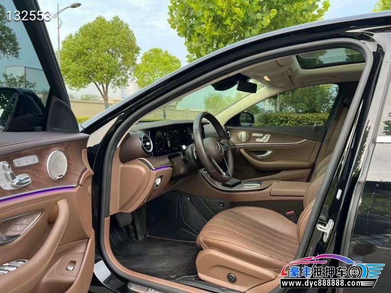 21年奔驰E轿车抵押车出售