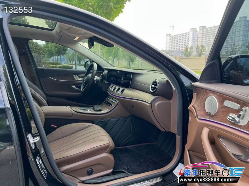 21年奔驰E轿车抵押车出售