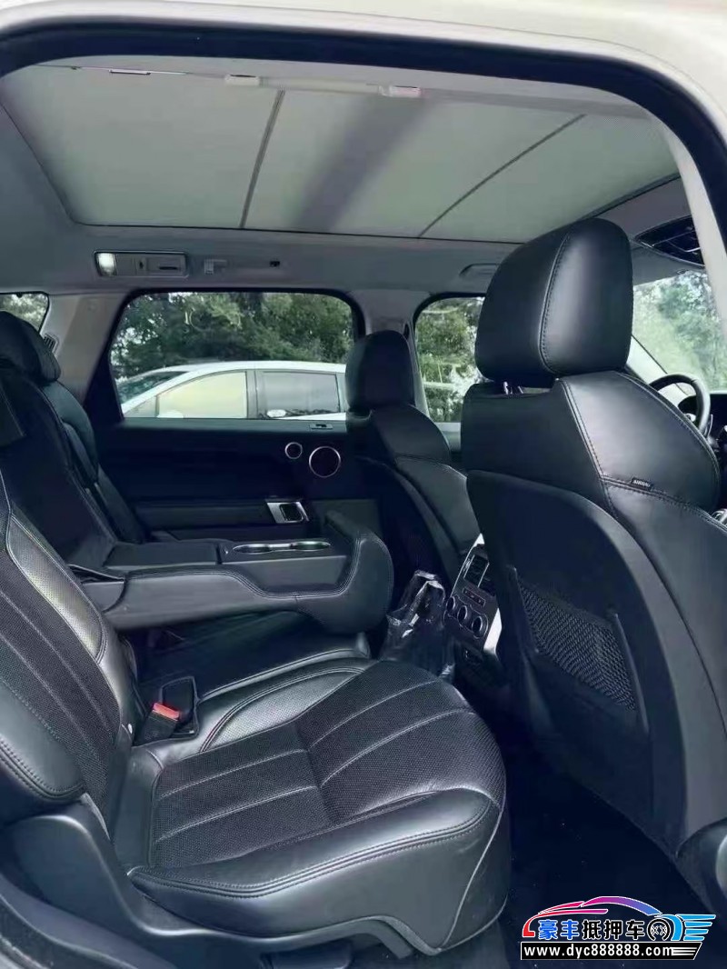 17年路虎揽胜运动轿车抵押车出售