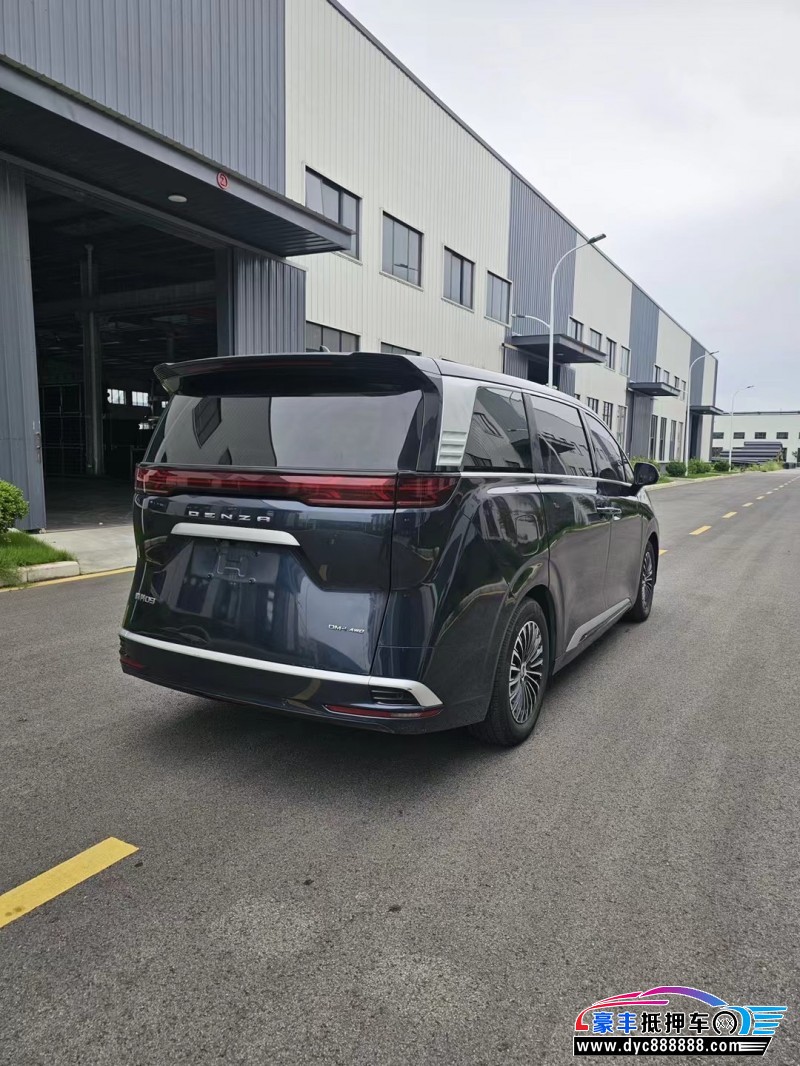 22年腾势D9轿车抵押车出售