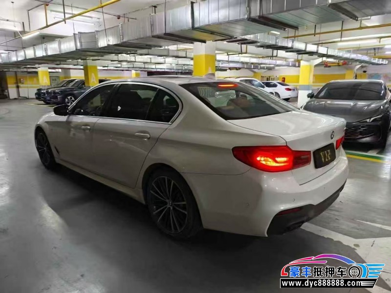 20年宝马5系轿车抵押车出售