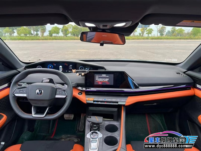 23年长安长安UNI轿车抵押车出售