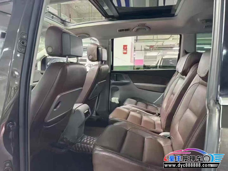 15年大众夏朗轿车抵押车出售