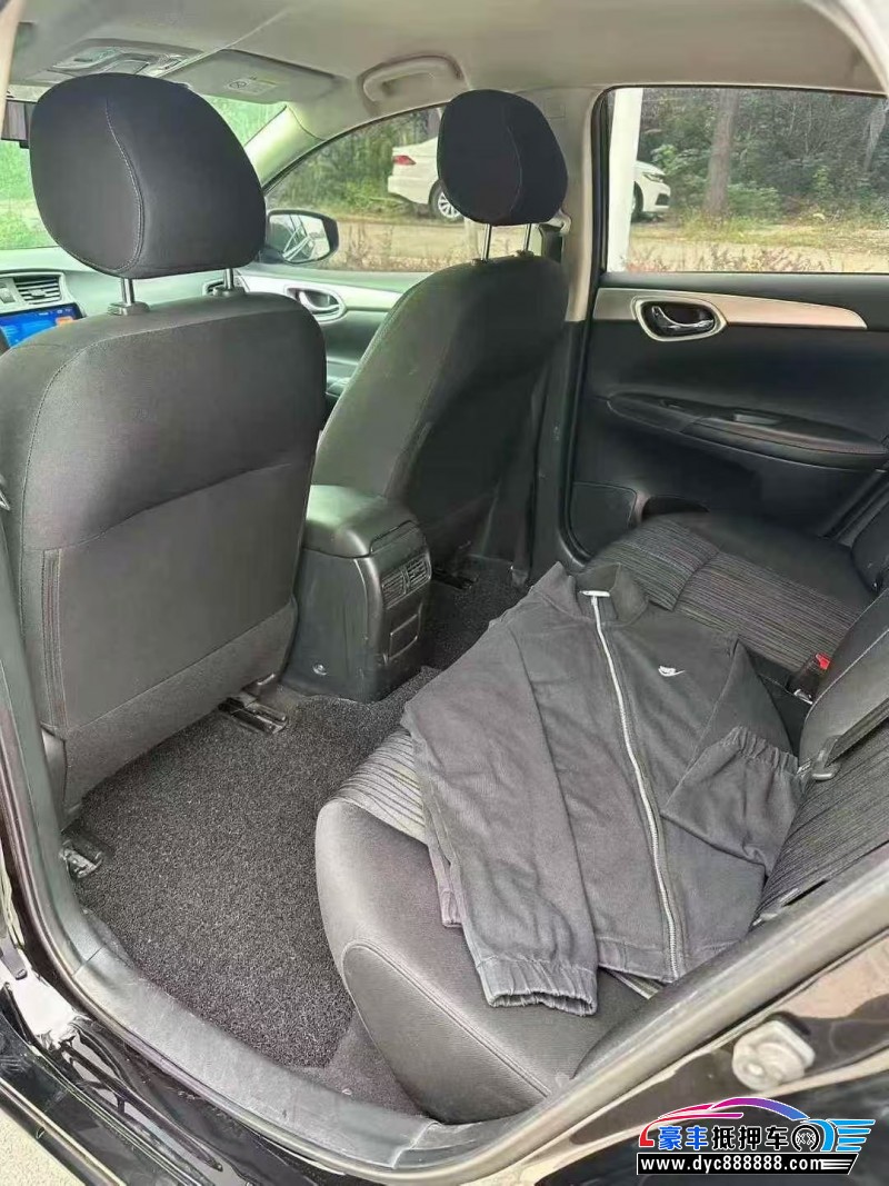 23年日产轩逸轿车抵押车出售