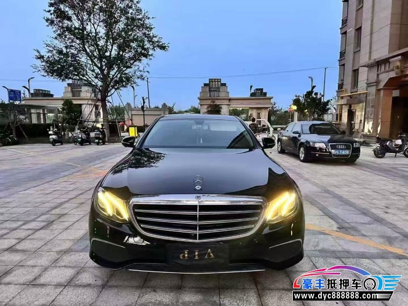 18年奔驰E轿车抵押车出售