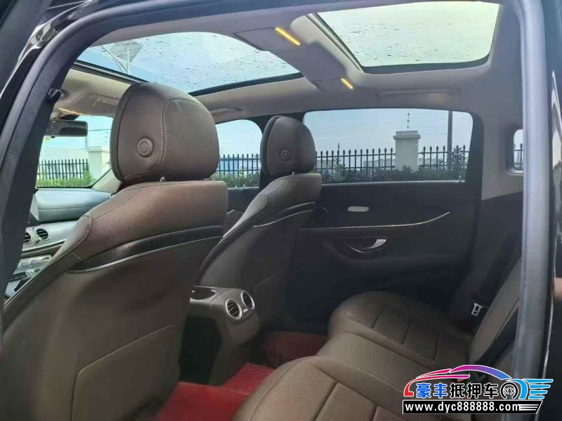 20年奔驰E轿车抵押车出售