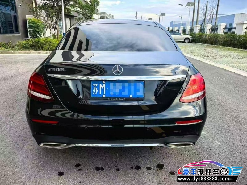 20年奔驰E轿车抵押车出售