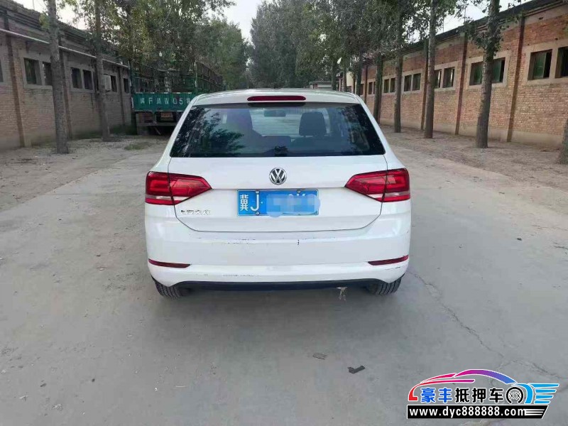17年大众桑塔纳轿车抵押车出售