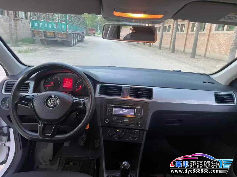 17年大众桑塔纳轿车抵押车出售