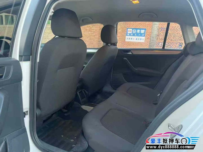 17年大众桑塔纳轿车抵押车出售