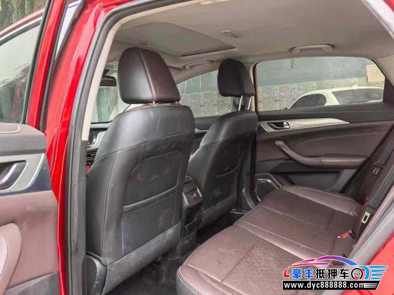 19年长安逸动轿车抵押车出售