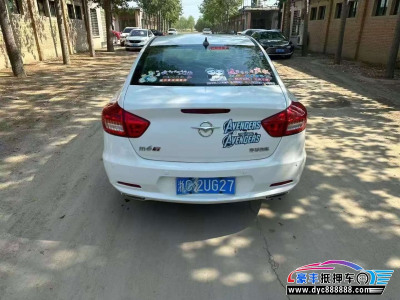 17年海马M6轿车抵押车出售