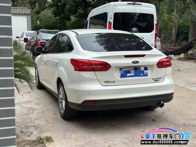 16年福特福克斯轿车抵押车出售