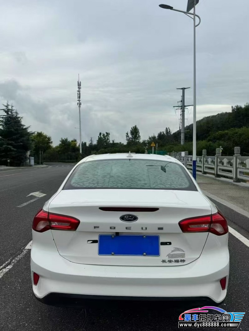 19年福特福克斯轿车抵押车出售