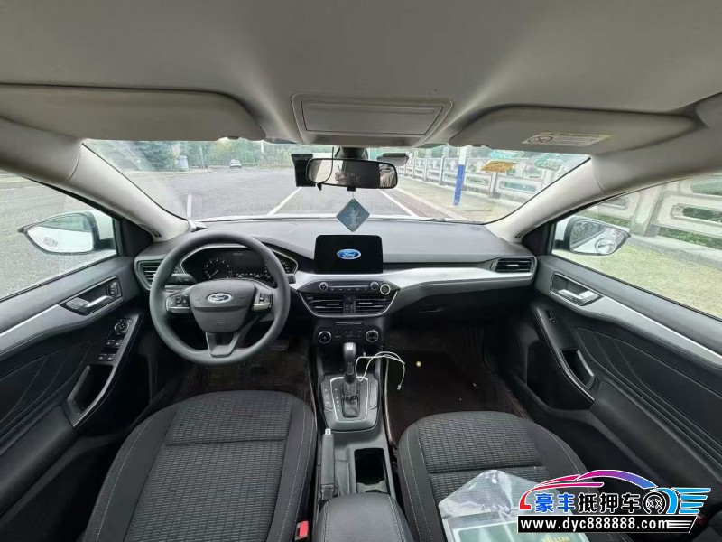 19年福特福克斯轿车抵押车出售