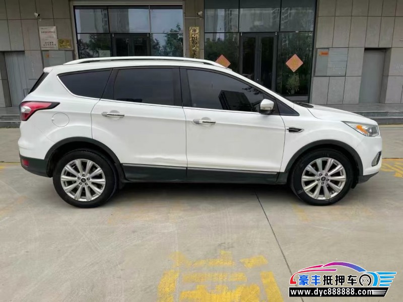 17年福特翼虎轿车抵押车出售