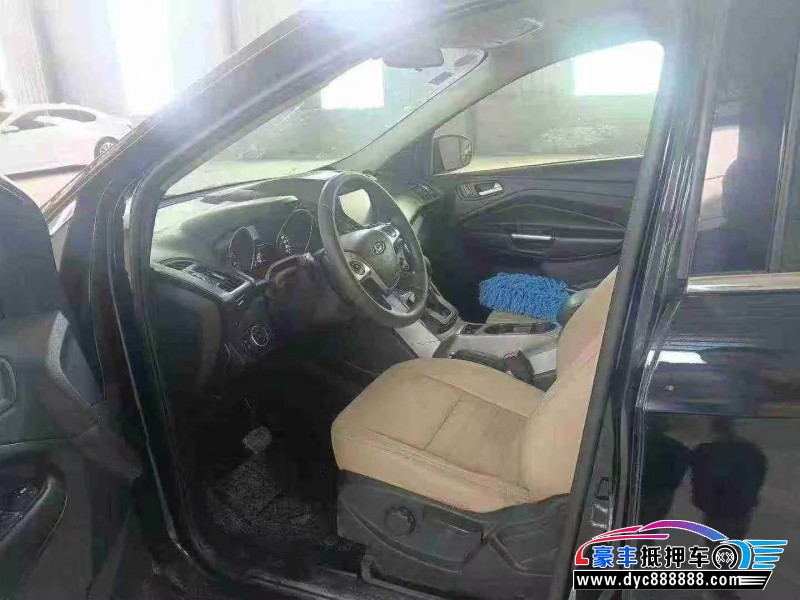 14年福特翼虎轿车抵押车出售