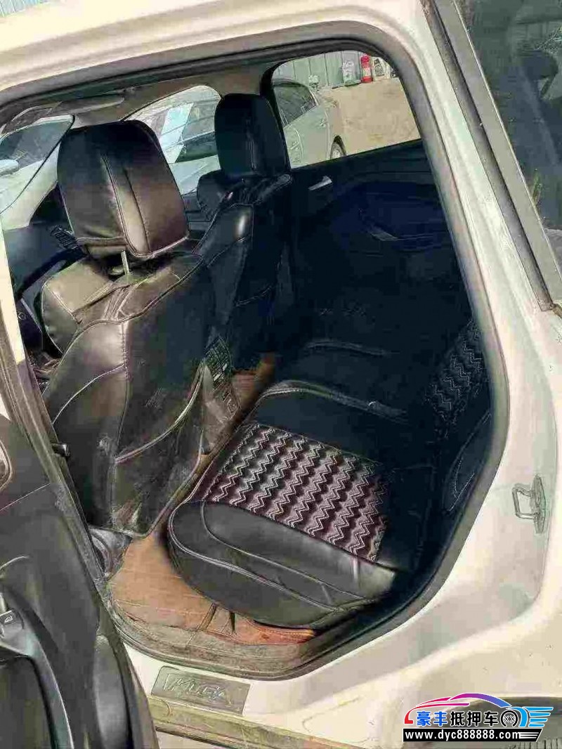 20年福特翼虎轿车抵押车出售