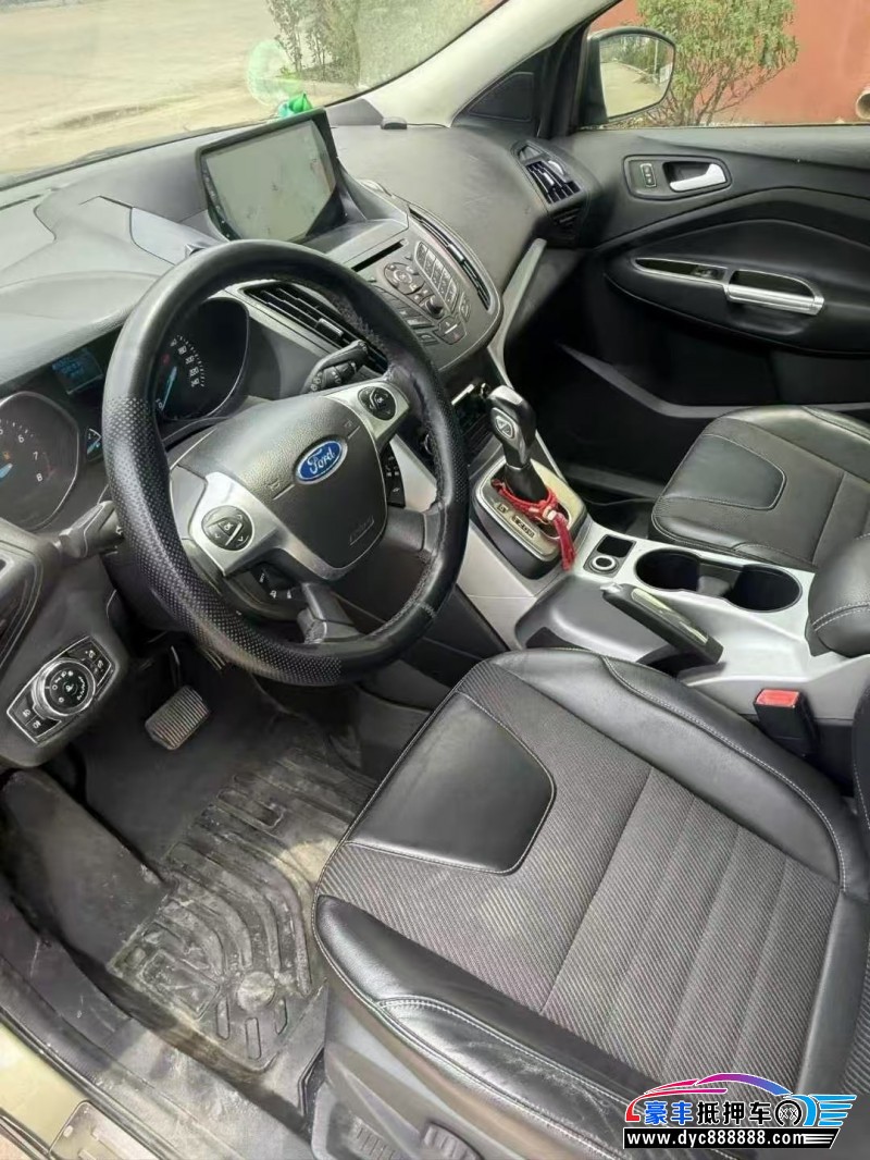 13年福特翼虎轿车抵押车出售