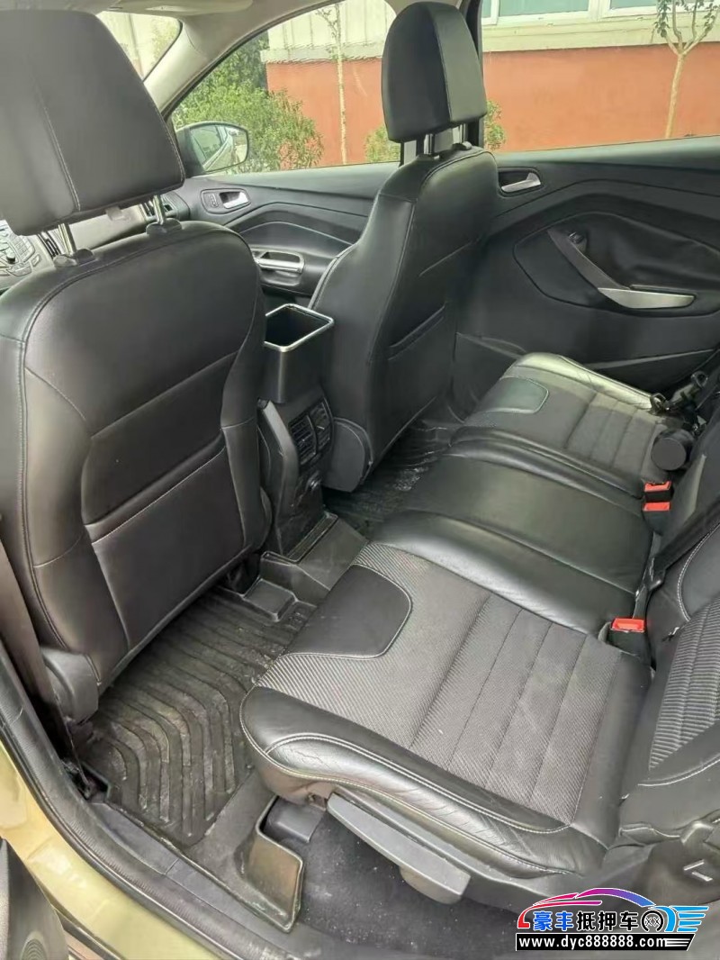 13年福特翼虎轿车抵押车出售