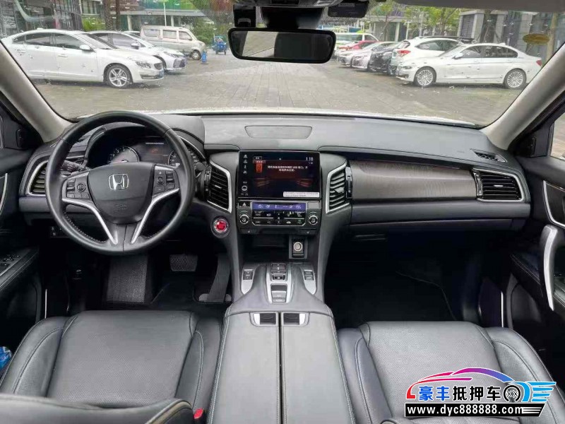 22年本田冠道轿车抵押车出售