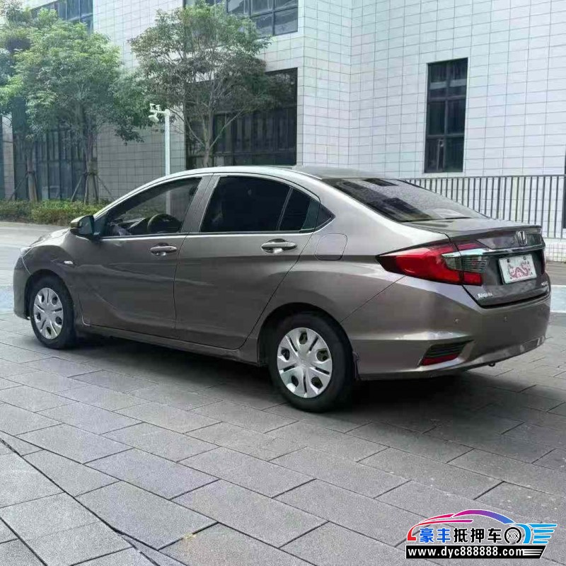 16年本田哥瑞轿车抵押车出售