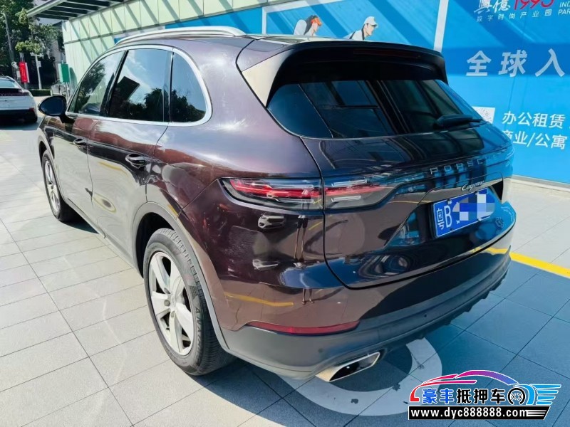 18年保时捷卡宴轿车抵押车出售