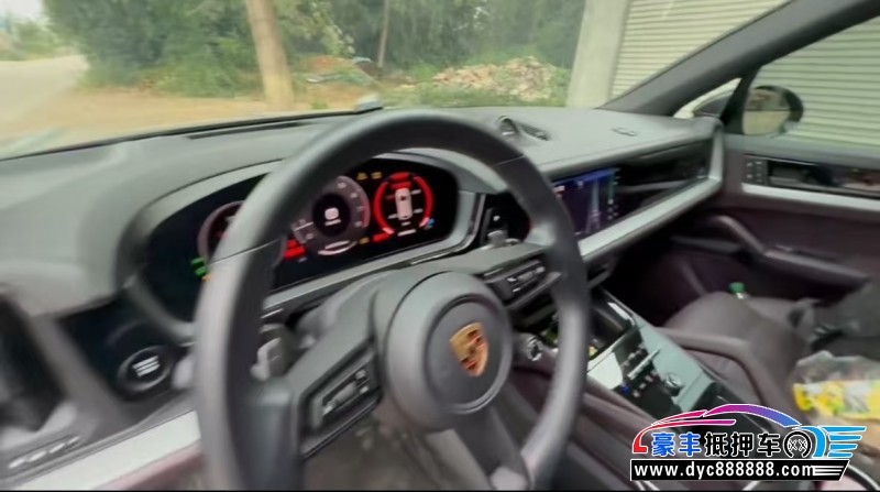 23年保时捷卡宴轿车抵押车出售