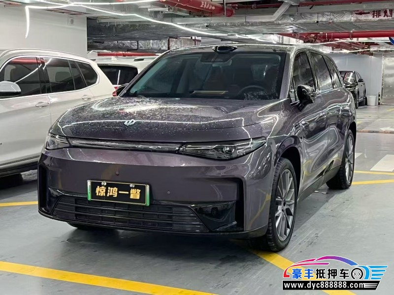 25年零跑C10轿车抵押车出售