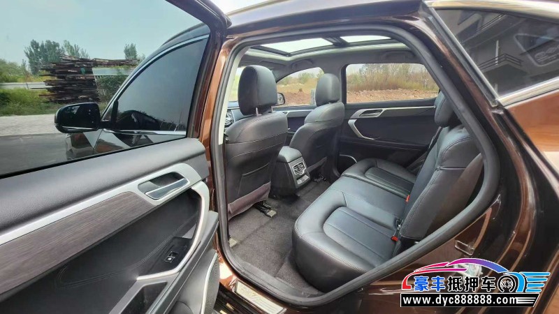 22年东南东南DX7轿车抵押车出售