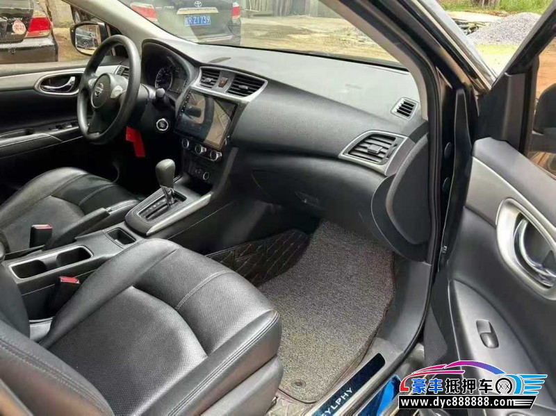 19年日产轩逸轿车抵押车出售