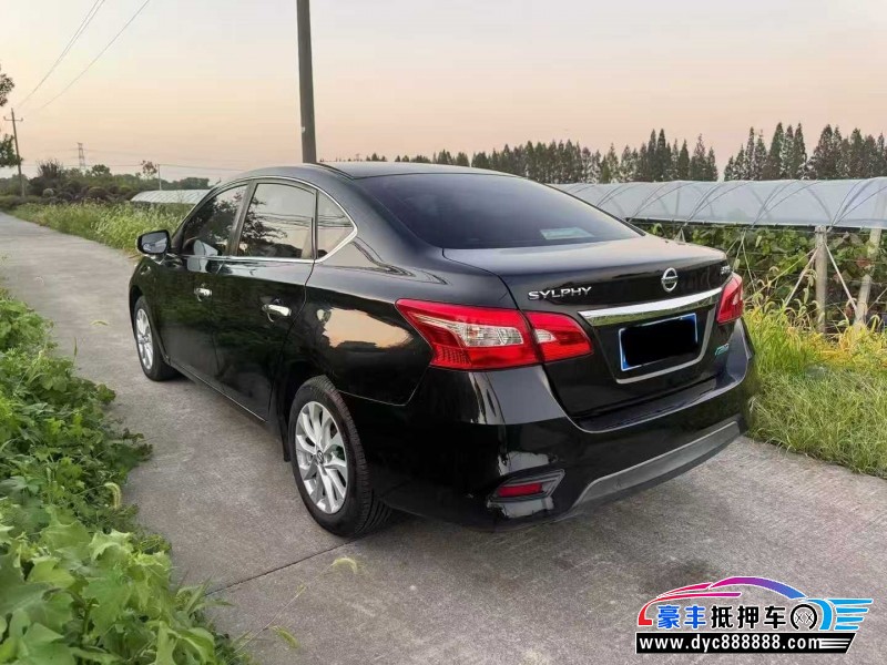 19年日产轩逸轿车抵押车出售