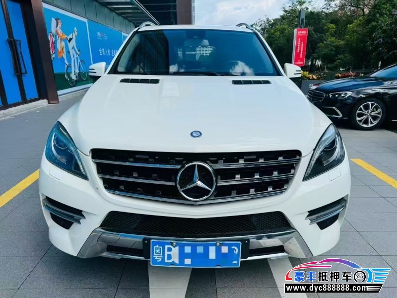 13年奔驰ML轿车抵押车出售