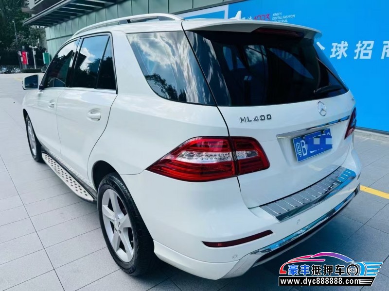 13年奔驰ML轿车抵押车出售