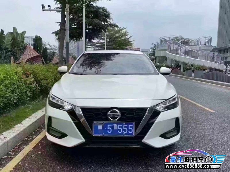 22年日产轩逸轿车抵押车出售