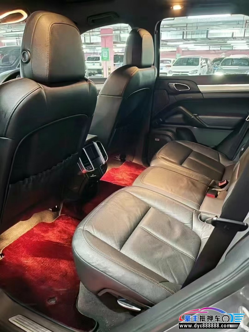 15年保时捷卡宴轿车抵押车出售