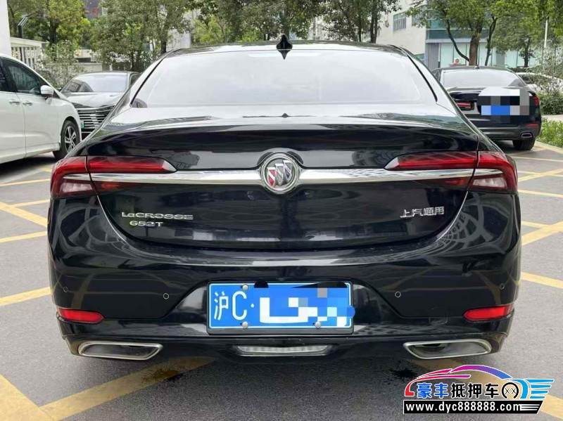 21年别克君越轿车抵押车出售