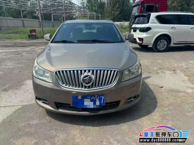 11年别克君越轿车抵押车出售