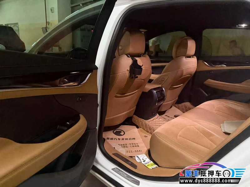 17年别克君越轿车抵押车出售